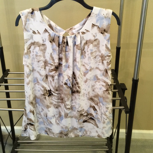 Calvin Klein Tops - Calvin Klein Sleeveless Shell Blouse